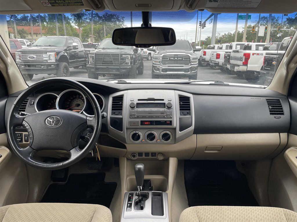 Used 2009 Toyota Tacoma PreRunner RWD image 5