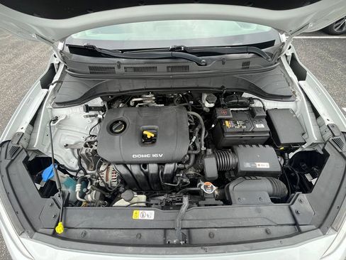 Used 2019 Hyundai Kona SE FWD image 30