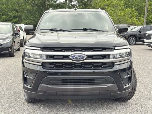 Used 2023 Ford Expedition XLT RWD image 4