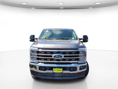 Used 2024 Ford F250 Lariat AWD/4WD image 4