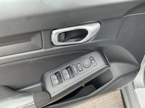 Used 2025 Honda Civic Sport image 21
