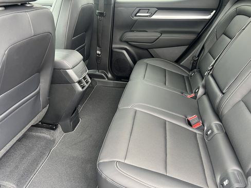New 2026 GMC Terrain Elevation w/ Elevation Premium Package AWD/4WD image 16
