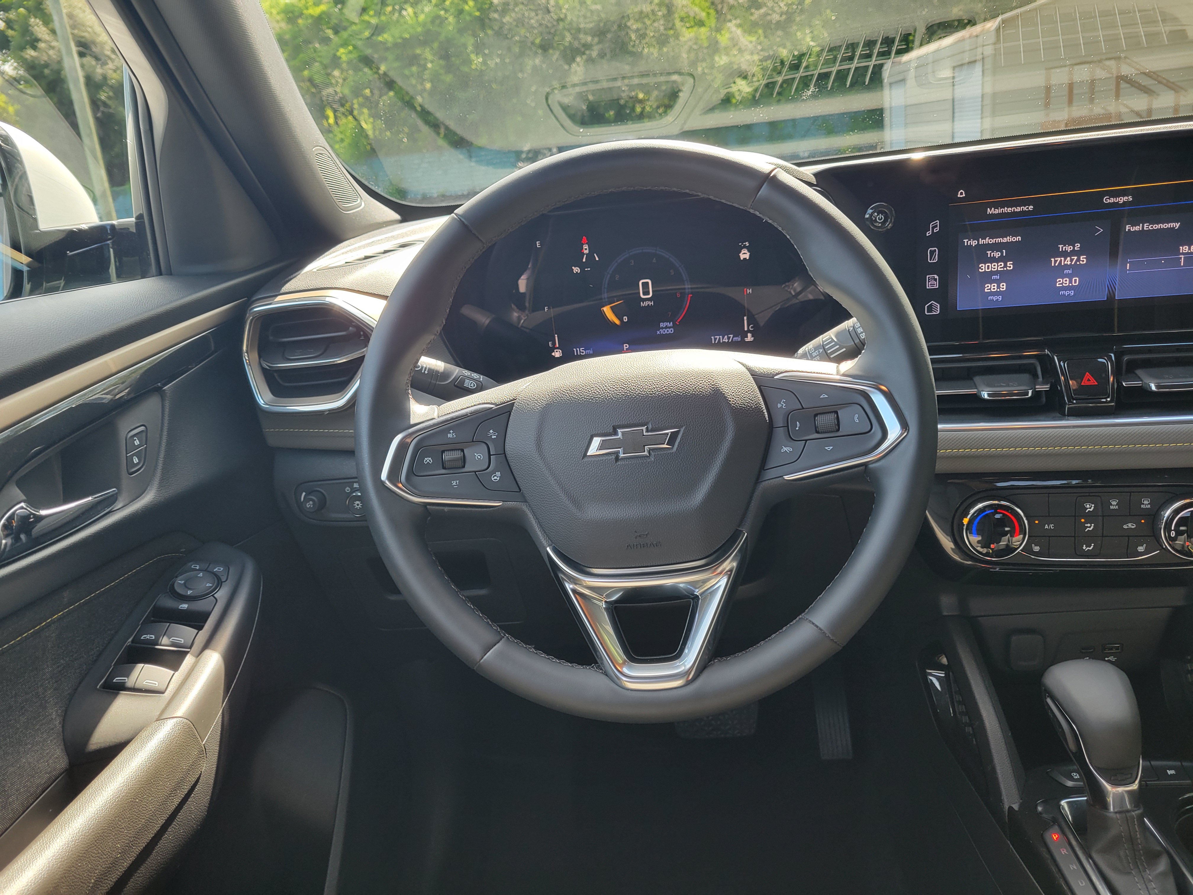 Certified 2025 Chevrolet TrailBlazer ACTIV w/ Driver Confidence Package FWD image 12