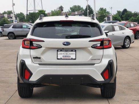 Used 2025 Subaru Crosstrek 2.5i Premium AWD/4WD image 6