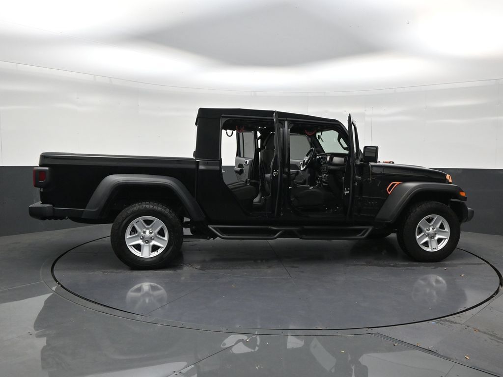 Used 2020 Jeep Gladiator Sport w/ Quick Order Package 24S AWD/4WD image 28