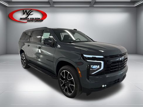 New 2026 Chevrolet Suburban RST w/ Comfort Package AWD/4WD image 3