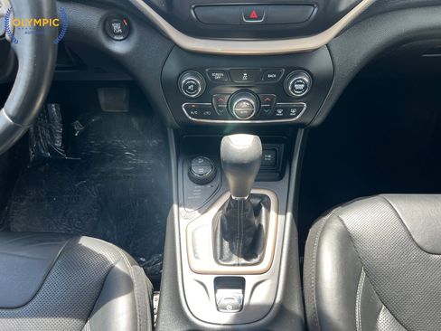 Used 2016 Jeep Cherokee Limited w/ Luxury Group AWD/4WD image 33