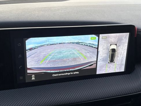 Certified 2026 Nissan Kicks SR w/ Cold Weather Package FWD image 23