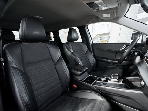 Used 2024 Mitsubishi Outlander SE image 26