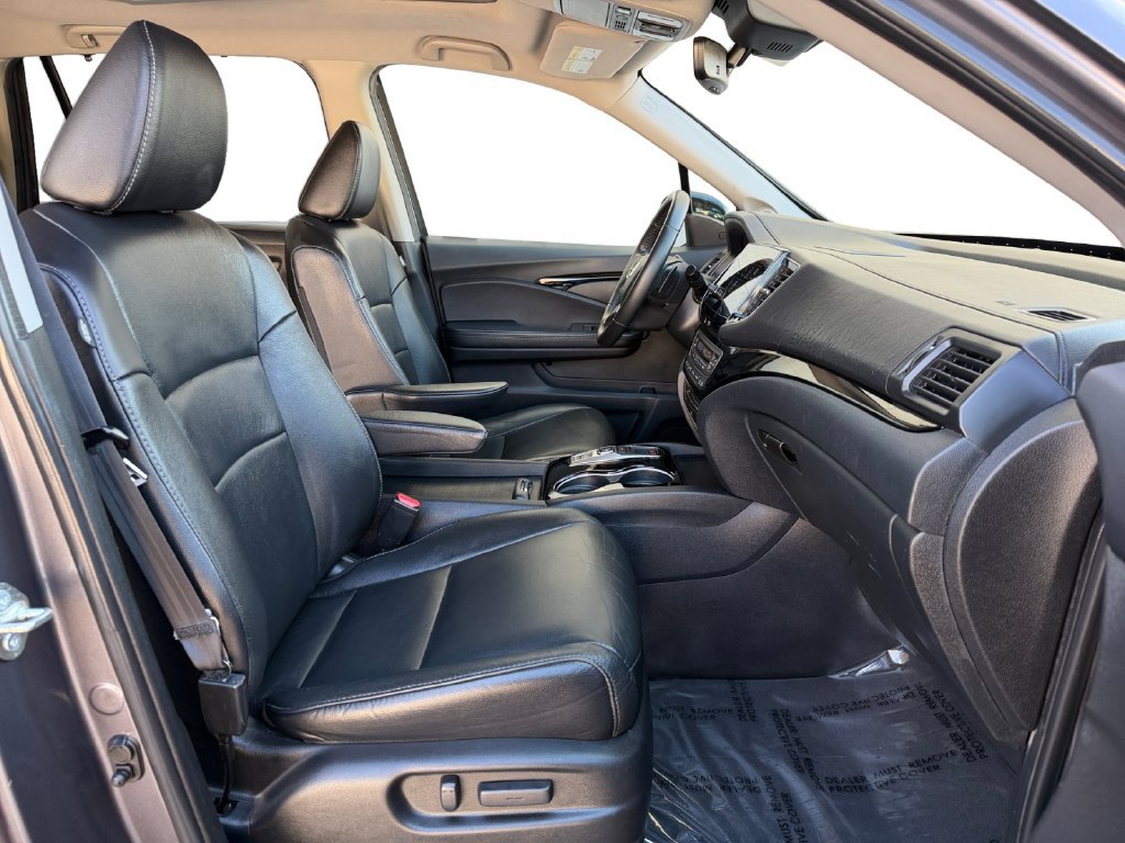 Used 2020 Honda Pilot Touring image 18