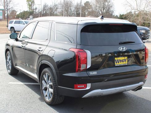 Used 2021 Hyundai Palisade SEL w/ Winter Package image 6