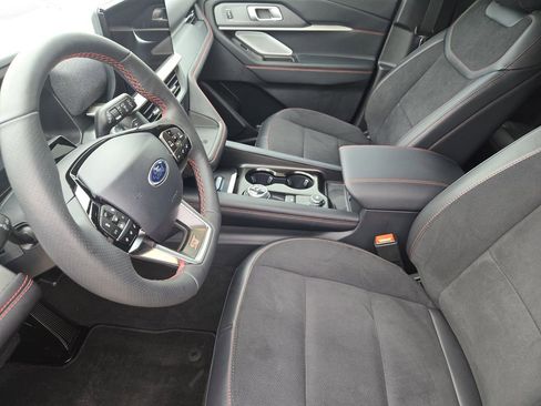 Used 2025 Ford Explorer ST w/ Sun And Sound Package image 14