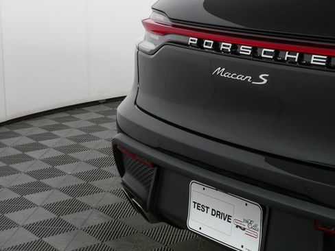 New 2026 Porsche Macan S image 38