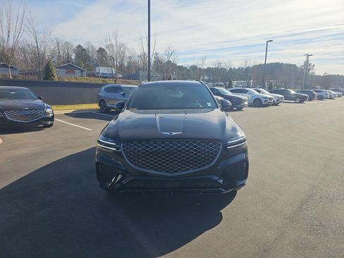 Used 2025 Genesis GV70 3.5T Sport w/ Sport Prestige Package image 7