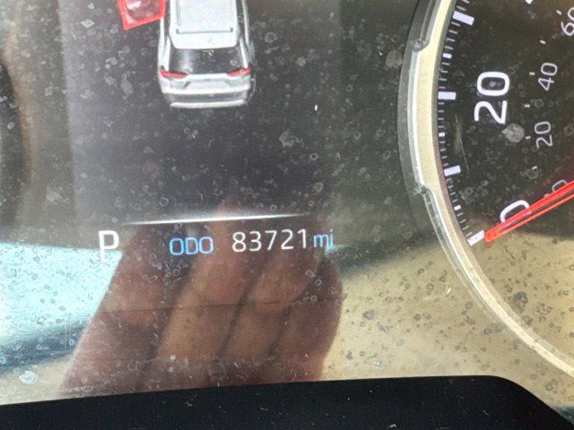 Used 2021 Toyota RAV4 XLE w/ Convenience Package FWD image 5