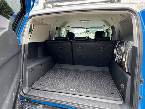 Used 2007 Toyota FJ Cruiser 4WD image 18