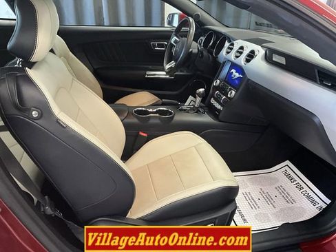 Used 2016 Ford Mustang GT Premium RWD image 29