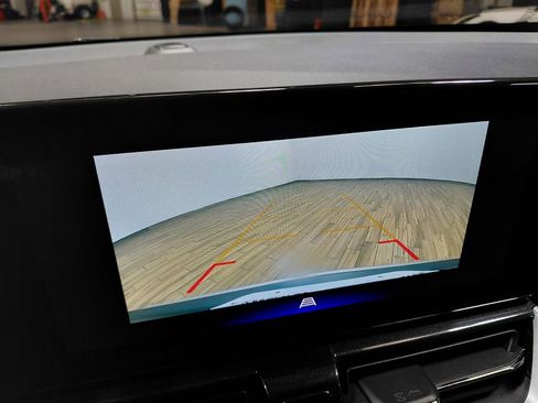 Used 2025 Chevrolet TrailBlazer LT FWD image 13