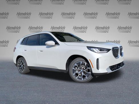 New 2026 BMW X3 xDrive30i w/ Convenience Package AWD/4WD image 2