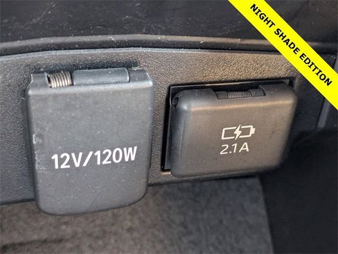 Used 2020 Toyota Corolla SE image 21