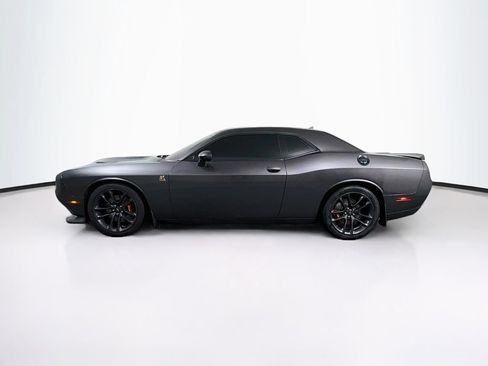 Used 2020 Dodge Challenger R/T Scat Pack RWD image 4