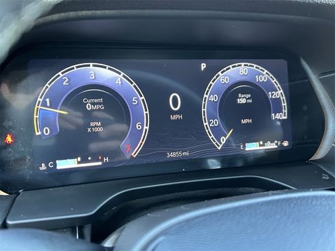 Used 2024 Jeep Grand Cherokee Altitude image 28