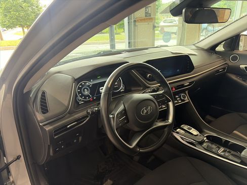 Used 2023 Hyundai Sonata SEL w/ Convenience Package FWD image 16