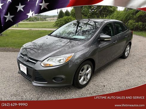 Used 2014 Ford Focus SE FWD image 1