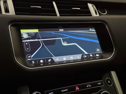 Used 2017 Land Rover Range Rover Sport Supercharged image 32