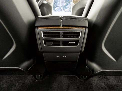 Used 2016 Tesla Model S AWD image 18