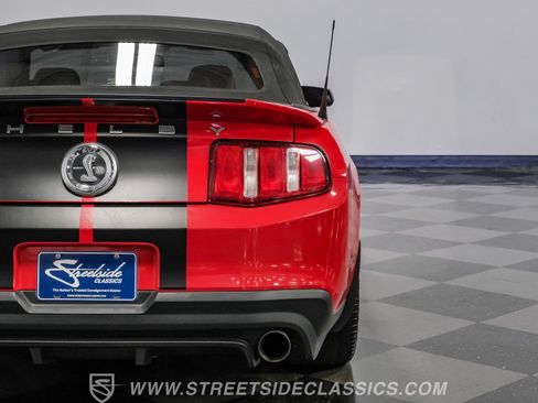 Used 2010 Ford Mustang Shelby GT500 RWD image 26