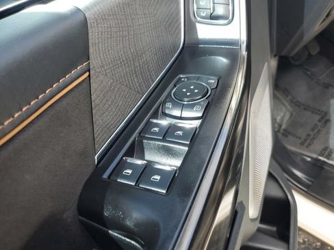 Used 2021 Ford F150 Platinum w/ Equipment Group 701A High AWD/4WD image 19