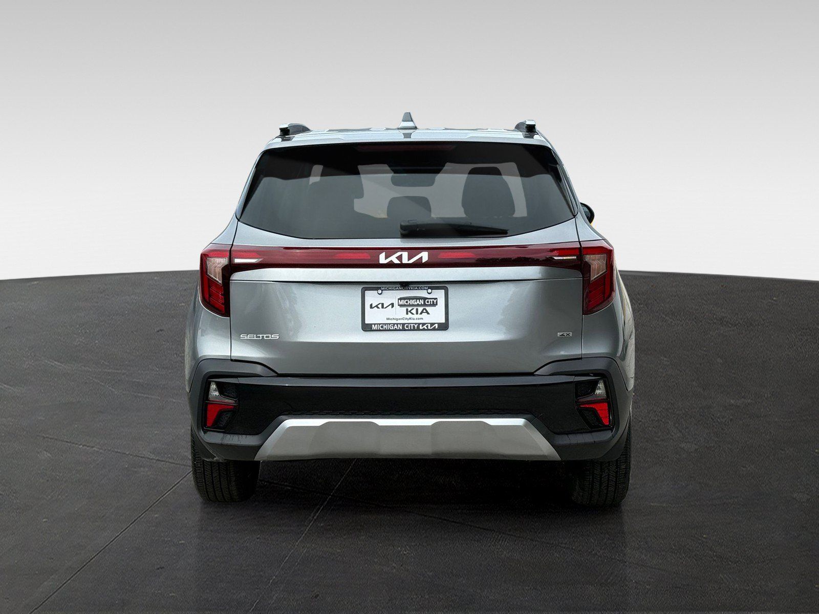 Used 2024 Kia Seltos EX AWD/4WD image 6