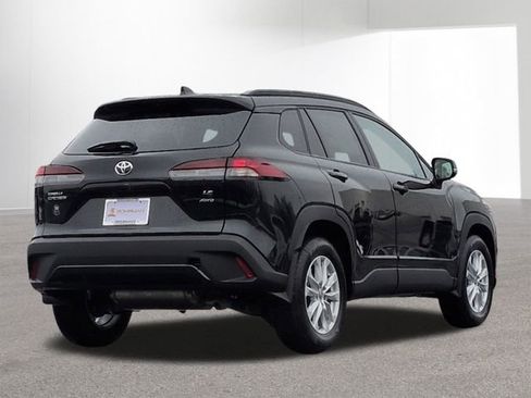 New 2026 Toyota Corolla Cross LE image 5