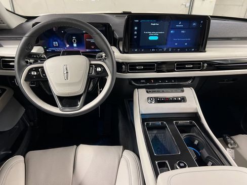 New 2026 Lincoln Aviator Reserve AWD/4WD image 8