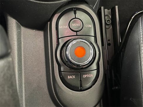 Used 2019 MINI Cooper S w/ Signature Upholstery Package image 11