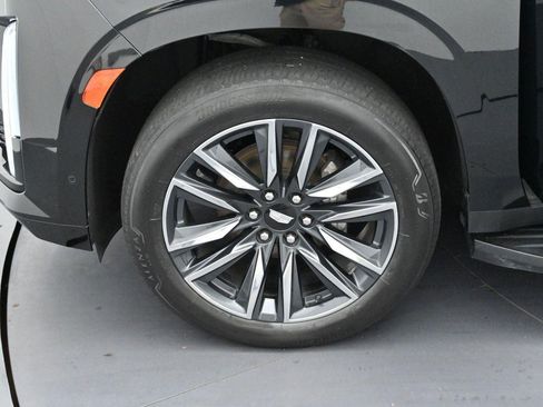 Used 2023 Cadillac Escalade Sport AWD/4WD image 37