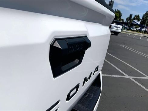 Used 2024 Toyota Tacoma SR5 RWD image 29