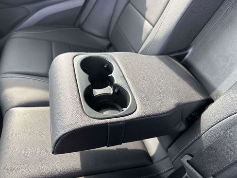 Used 2024 Mercedes-Benz GLE 450e 4MATIC image 10