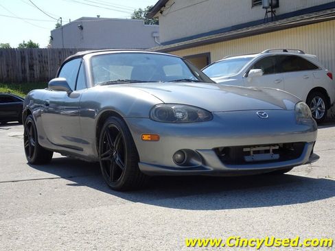 Used 2004 MAZDA MX-5 Miata MAZDASPEED RWD image 4