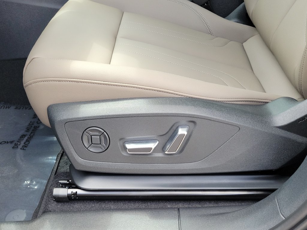 New 2026 Audi Q3 quattro 2.0T AWD/4WD image 25