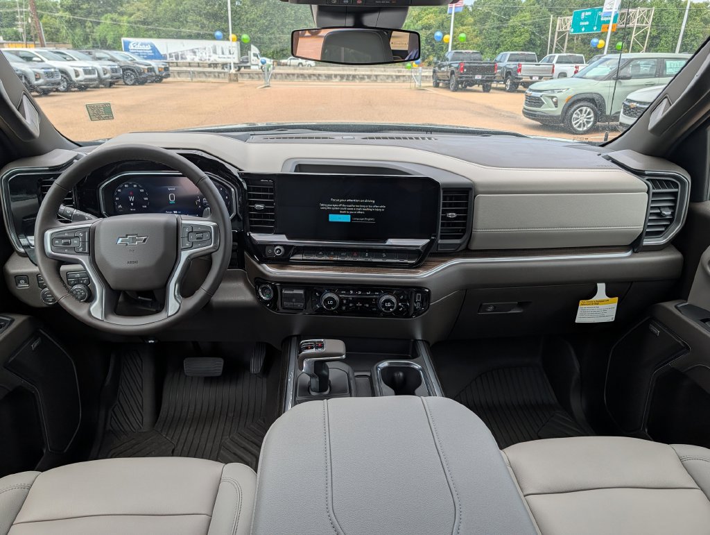 New 2026 Chevrolet Silverado 1500 RST w/ Convenience Package II AWD/4WD image 12
