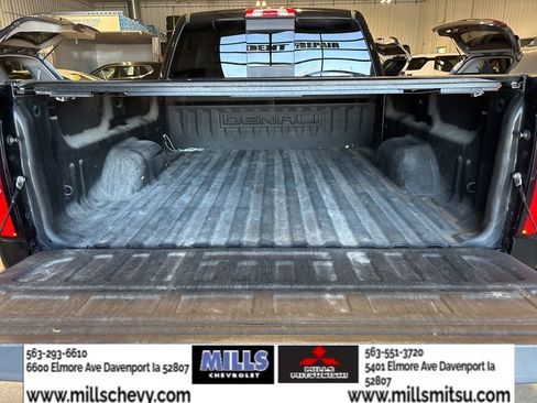 Used 2015 GMC Sierra 1500 Denali w/ Driver Alert Package image 17