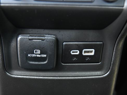 Used 2023 GMC Acadia SLT AWD/4WD image 40