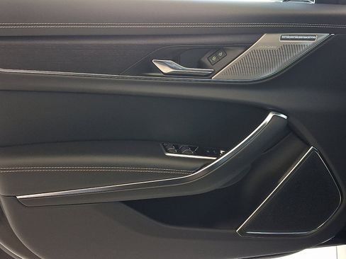 New 2024 Jaguar XF R-Dynamic SE image 10