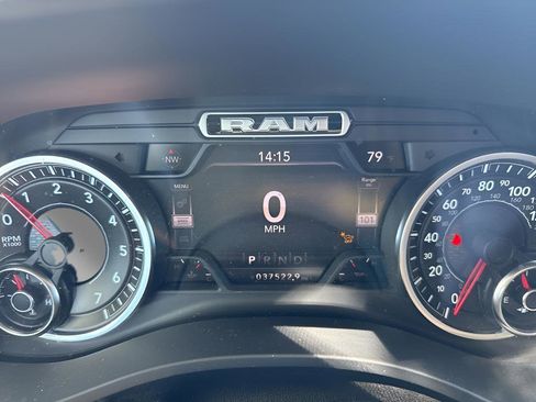 Used 2021 RAM 1500 Big Horn image 14