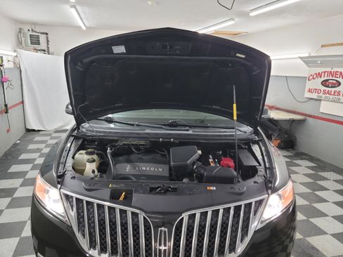 Used 2014 Lincoln MKX AWD w/ Equipment Group 102A image 31