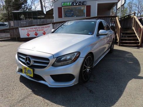 Used 2015 Mercedes-Benz C 300 Sedan image 2
