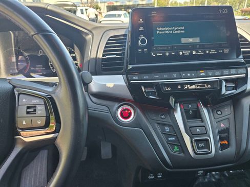 Certified 2025 Honda Odyssey Sport-L image 14