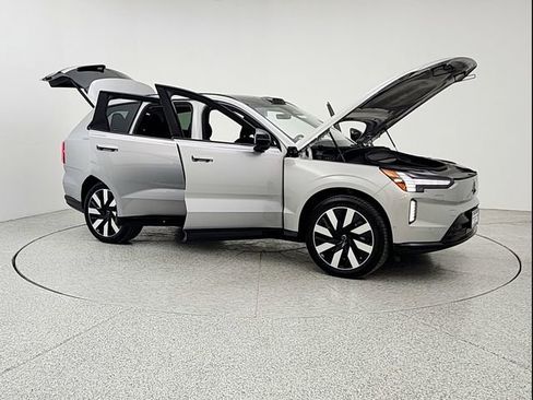 New 2025 Volvo EX90 Plus w/ Protection Package Premier AWD/4WD image 10